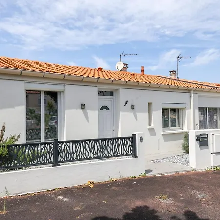 Logis Debussy- Saintes