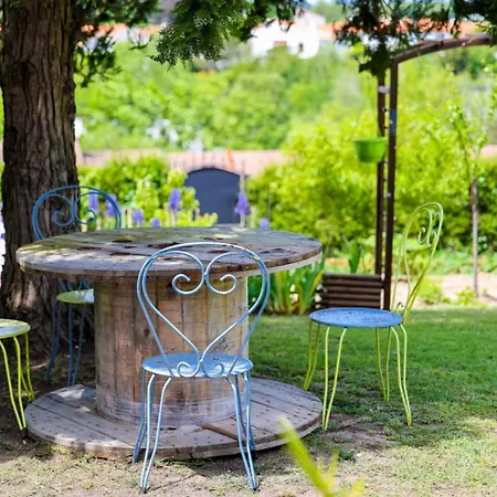 Logis Debussy- Saintes