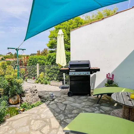 Logis Debussy- * Saintes