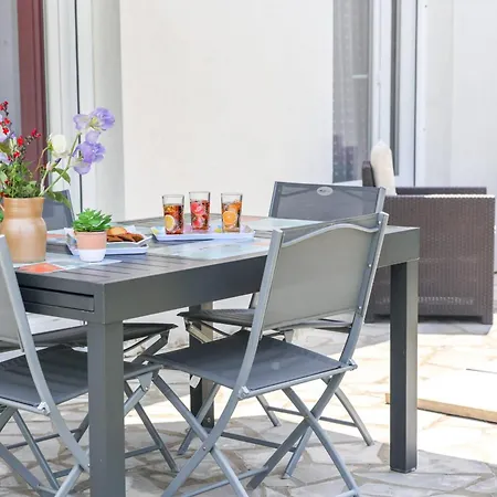 Hébergement de vacances Logis Debussy- Saintes