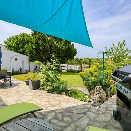 Logis Debussy- Saintes